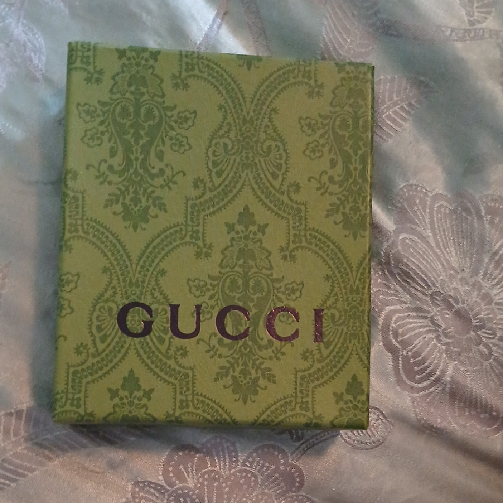 Awesome Fashon Wallet! With Cool AF Box!